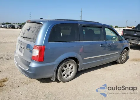 2012 Chrysler Town & Country Touring из США, поврежденный, VIN 2C4RC1BG2CR134856